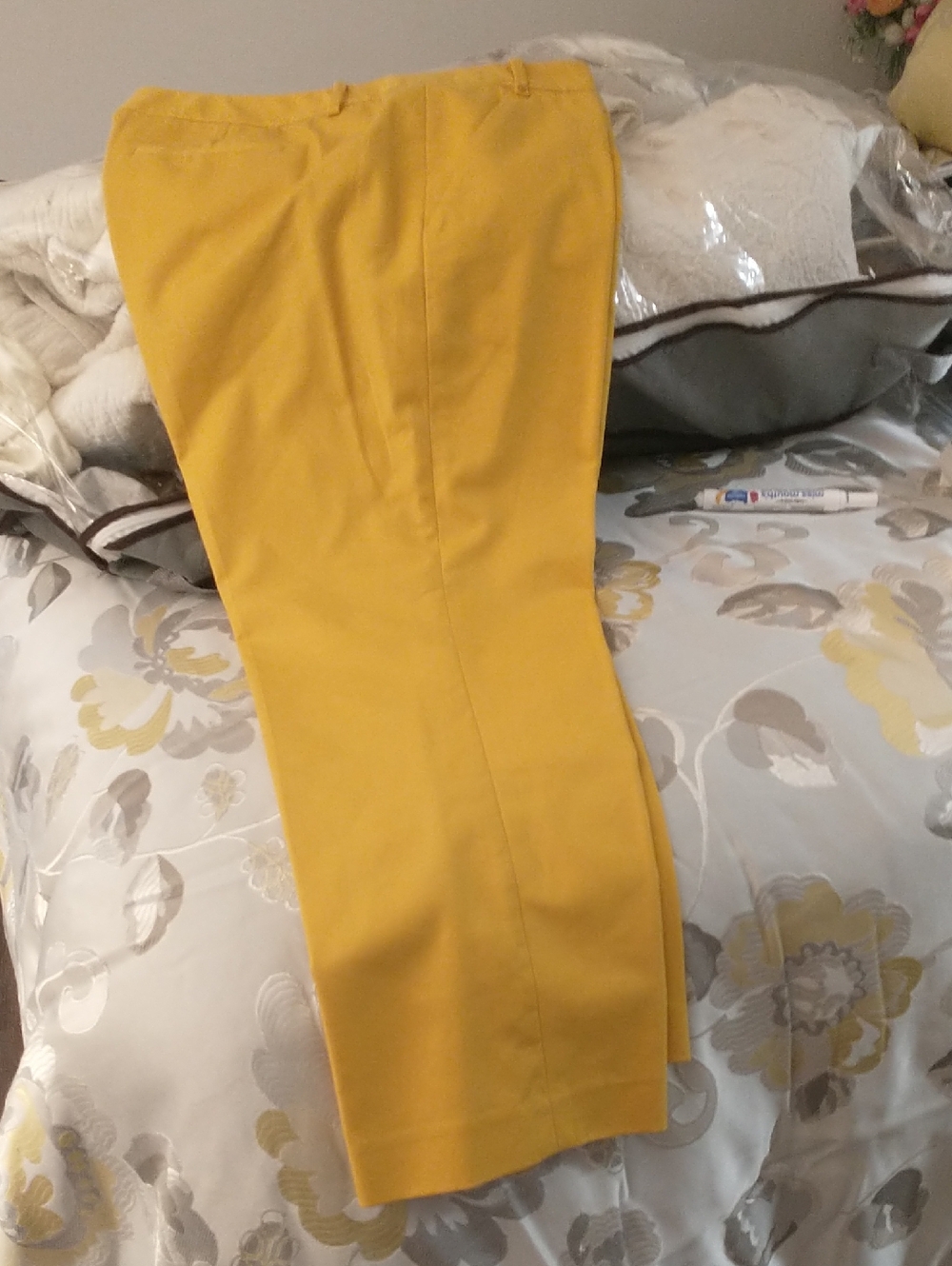 Tahari Sunflower Yellow Pants - Classic Tailored Style